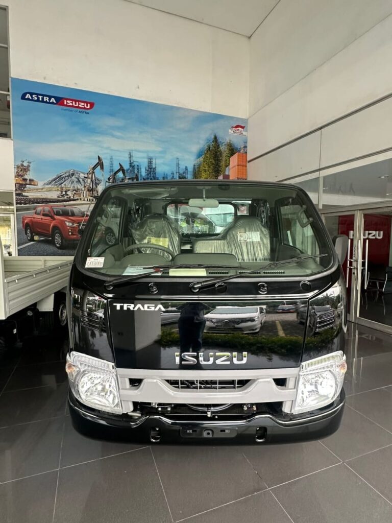Foto Baru Astra Isuzu Daanmogot 8